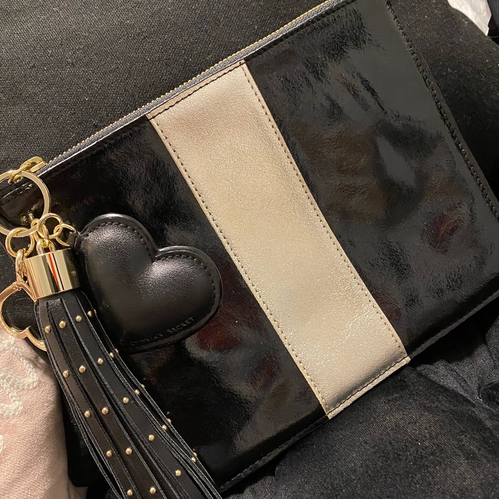VS keychain with leather cosmetics bag